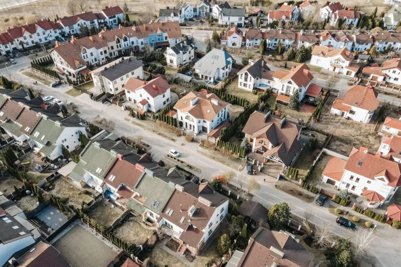When Families Move, Markets Follow: The Academic Calendar's Hidden Influence on Scarsdale Property Prices