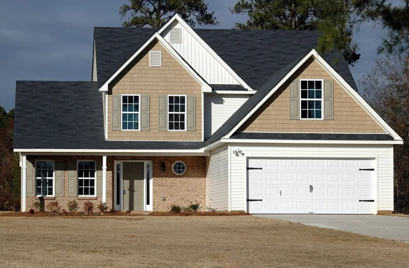 More Than a Place to Park: The Outsized Role of Driveway and Garage Configuration in Scarsdale Home Values